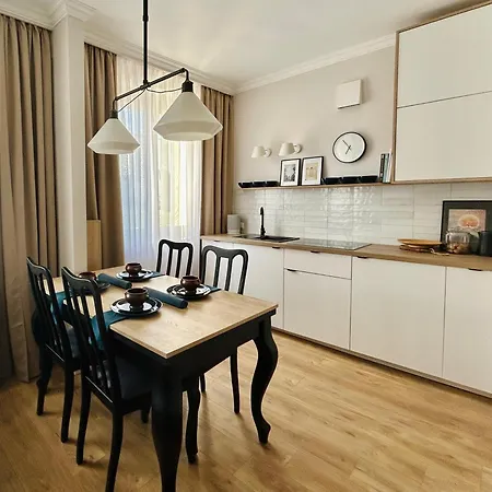 101 Apartment Pila (Pila)